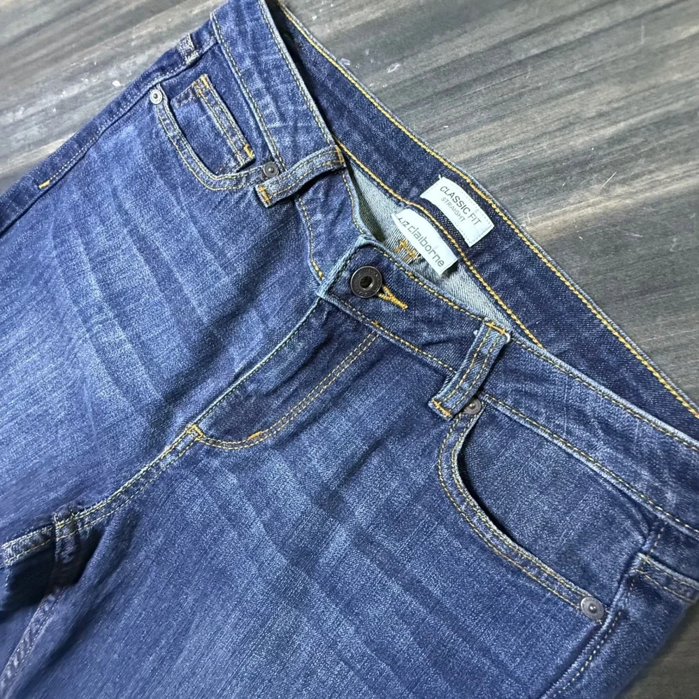 Liz Claiborne Women's Classic Fit Dark‎ Wash Denim Jeans Size 10